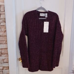 Elegant V-Neck Sweater By Sarah Bentley Size Large